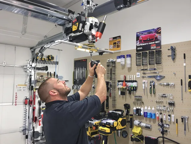 Spring Repair service in Palm Beach Gardens, FL